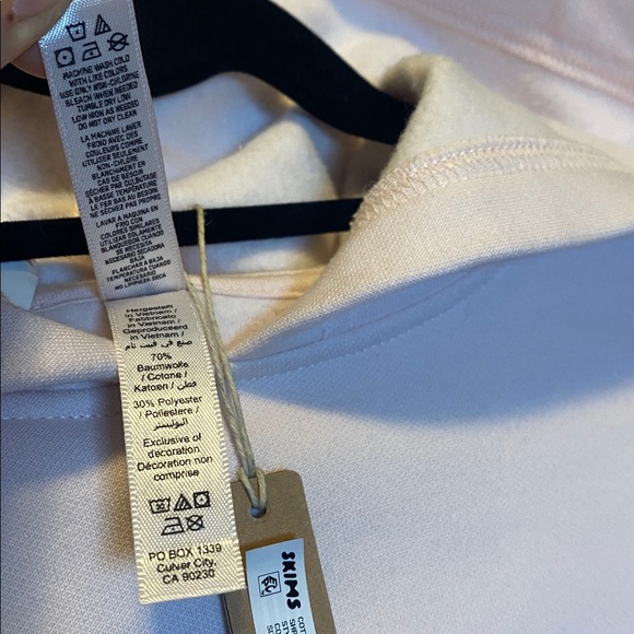 Skims Shrunken Hoodie NWT Small Barely Pink Cropped Cotton Fleece Pullover - Picture 8 of 13